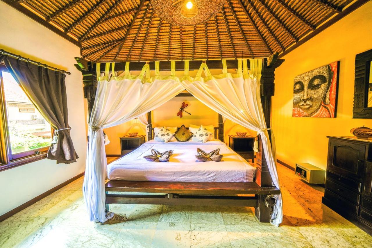 De Cinta Villa - Kuta - 5 Bedrooms - Heart Of Kuta エクステリア 写真