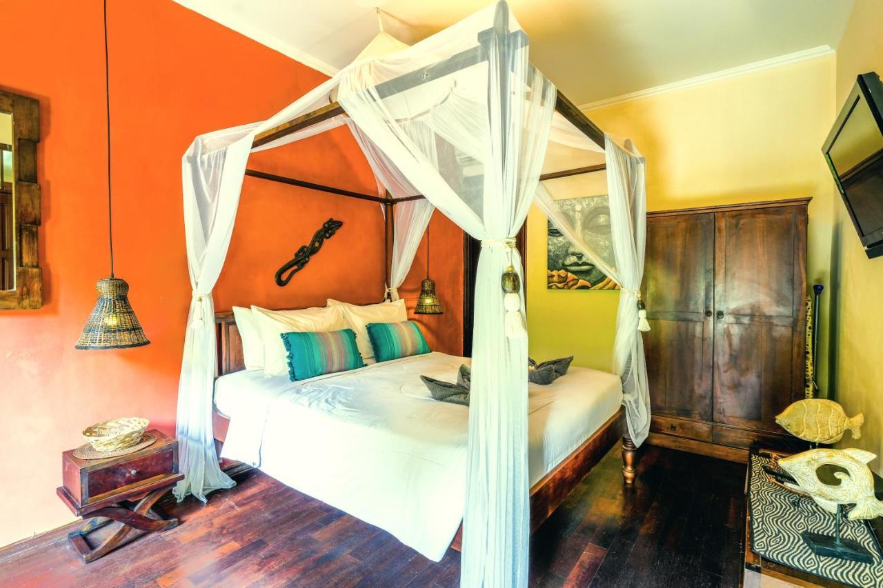 De Cinta Villa - Kuta - 5 Bedrooms - Heart Of Kuta エクステリア 写真